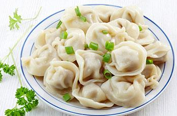 怎么煮餃子才能讓餡熟透，又不會(huì)煮破皮？